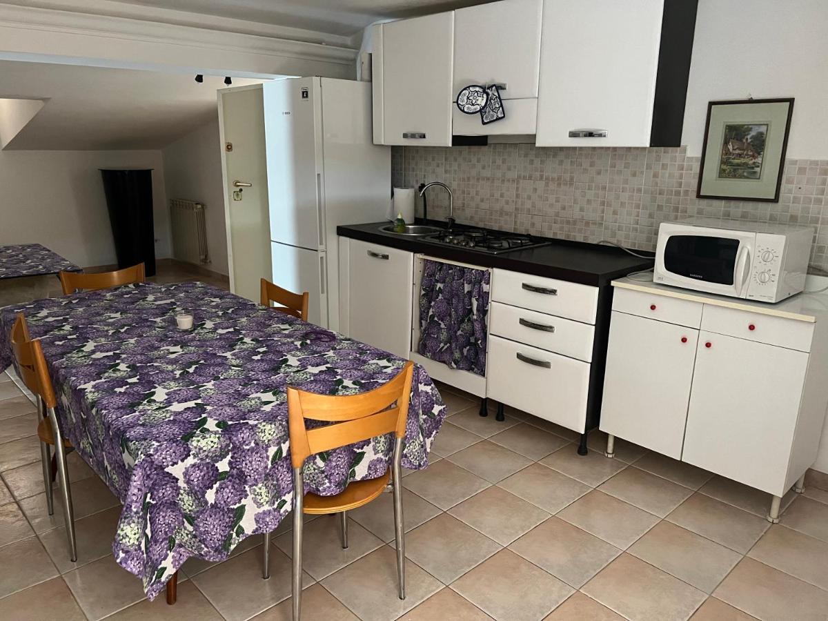 Appartement La Casa Di Vic à Monterotondo  Extérieur photo